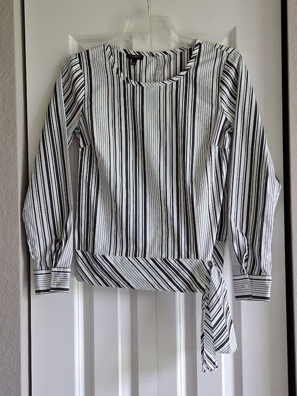 Talbots Black & White Striped Poplin Side-Tie Long Sleeve Blouse Women's Size XS
